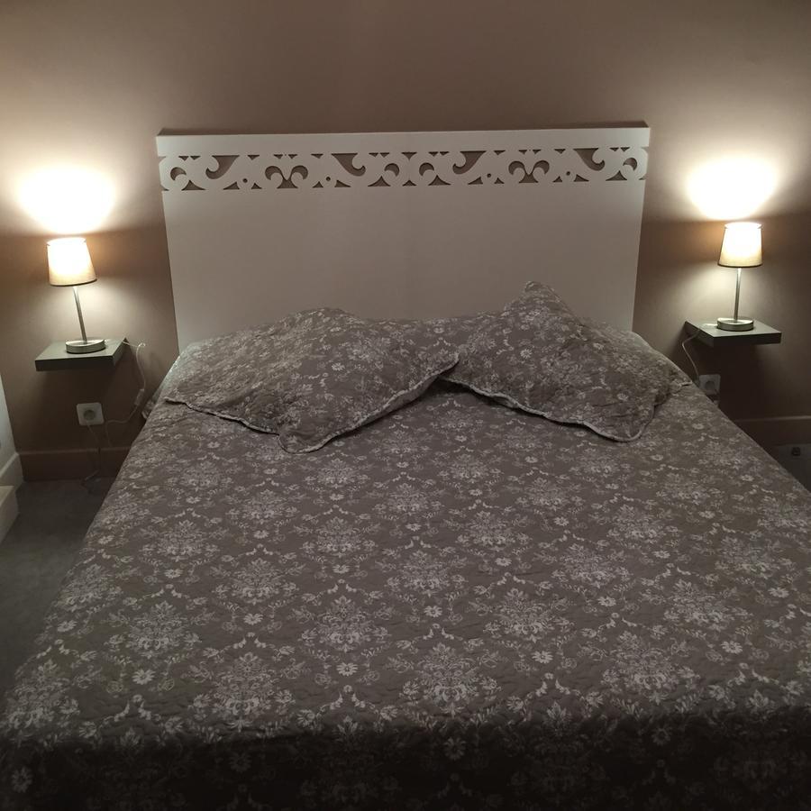 La Roseraie Villa Haybes Bagian luar foto