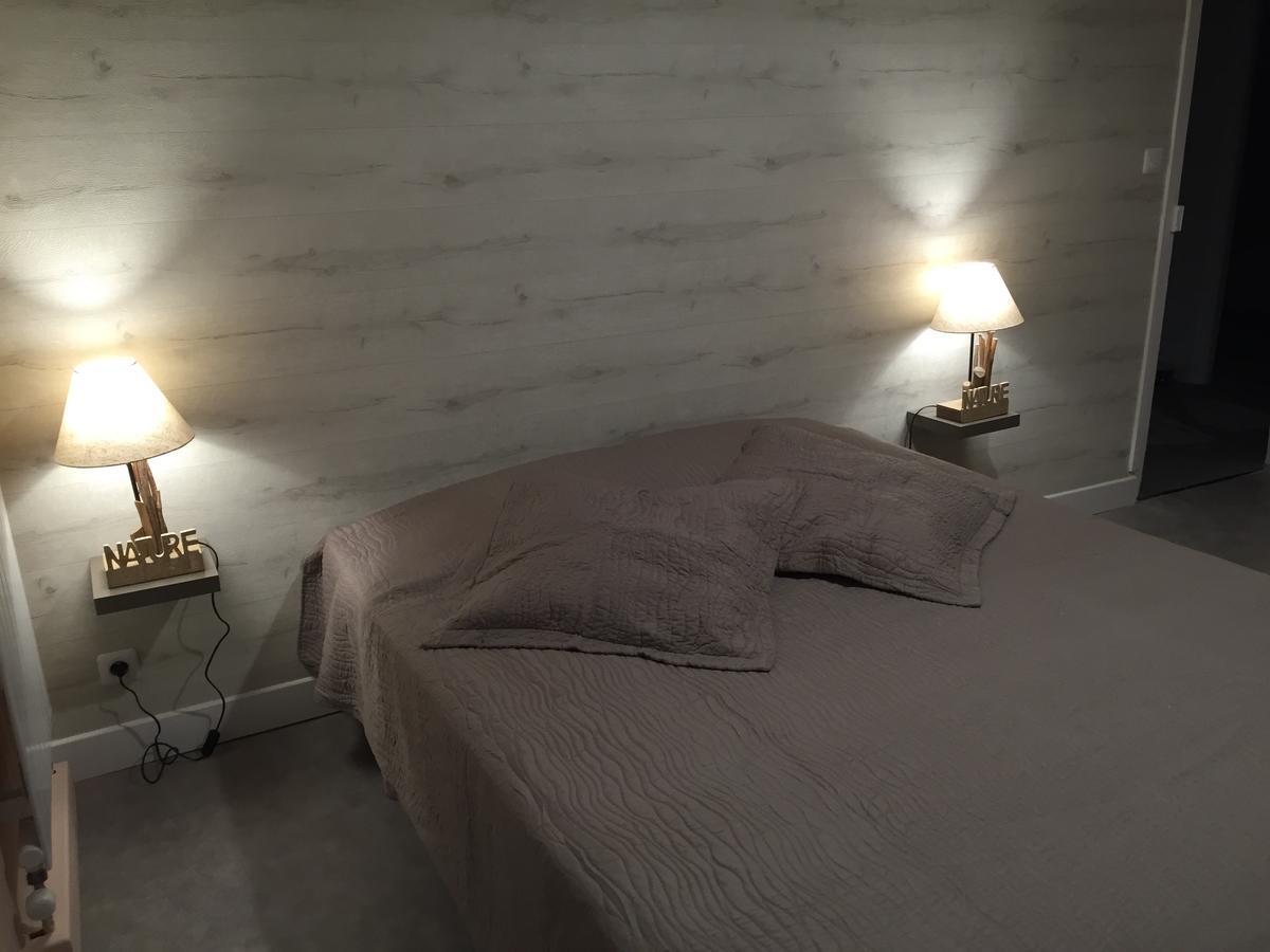 La Roseraie Villa Haybes Bagian luar foto